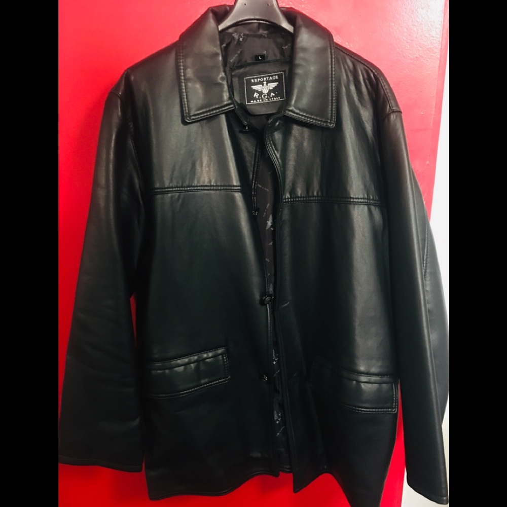 NEW- REPORTAGE Italy’s black men's leather jacket